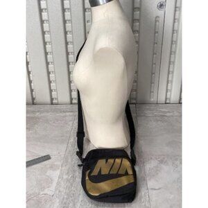 Goth y2k indie normcore gorpcore fisherman Nike Heritage 2.0 Shoulder Bag